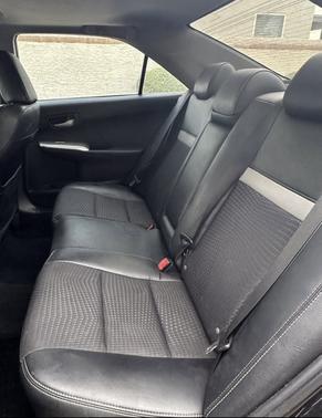 Black 2012 Toyota Camry SE