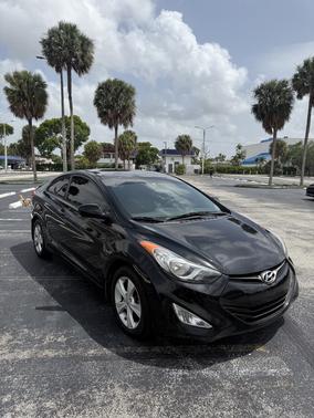 2013 Hyundai ELANTRA GS
