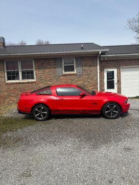 2011 Ford Mustang GT Premium
