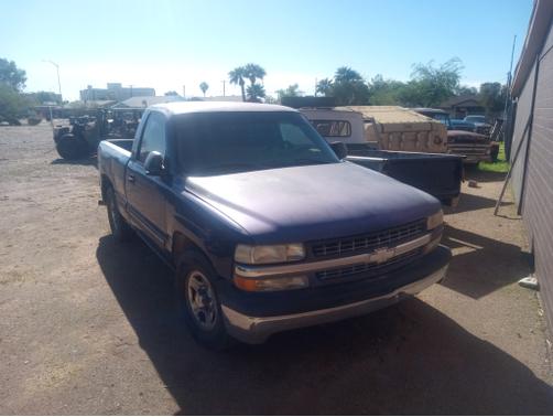 2002 Chevrolet Silverado 1500 Base