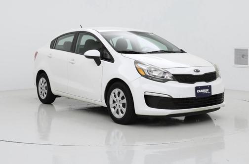 White 2016 Kia Rio LX