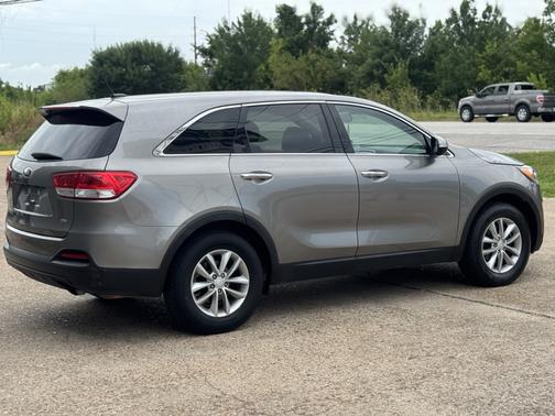 2018 Kia Sorento L