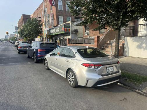 2020 Toyota Corolla Hybrid LE