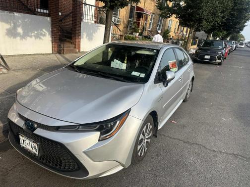 2020 Toyota Corolla Hybrid LE