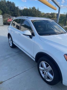 2014 Volkswagen Touareg TDI Lux