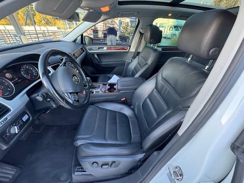 2014 Volkswagen Touareg TDI Lux