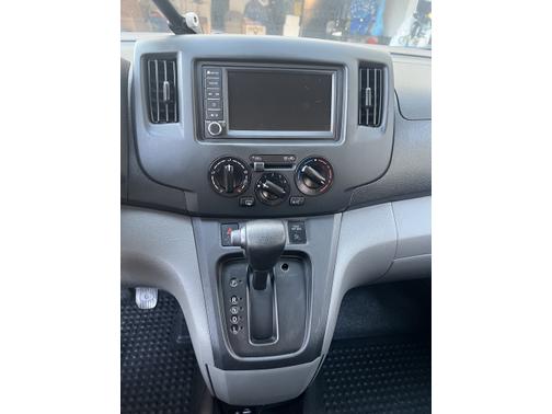 2021 Nissan NV200 S