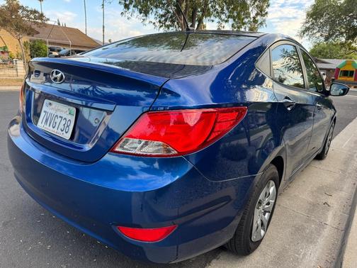 Blue 2016 Hyundai Accent SE