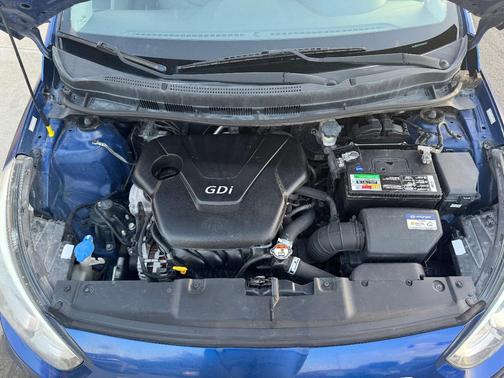 Blue 2016 Hyundai Accent SE