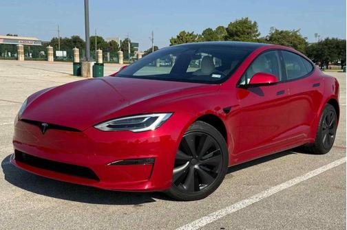 Red 2022 Tesla Model S Long Range