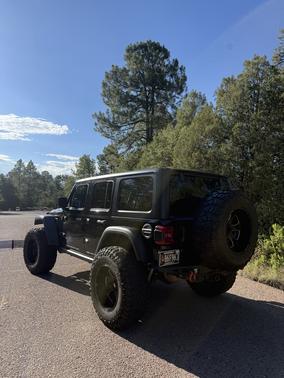 Black 2018 Jeep Wrangler Unlimited Rubicon