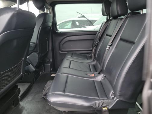 2018 Mercedes-Benz Metris Base