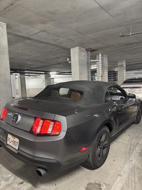2011 Ford Mustang V6 Premium