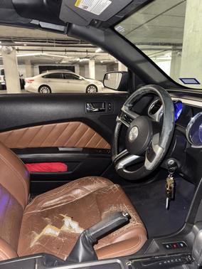 2011 Ford Mustang V6 Premium