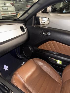 2011 Ford Mustang V6 Premium