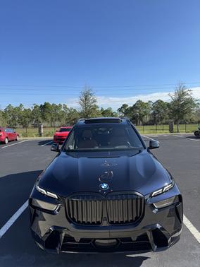 2025 BMW X7 xDrive40i
