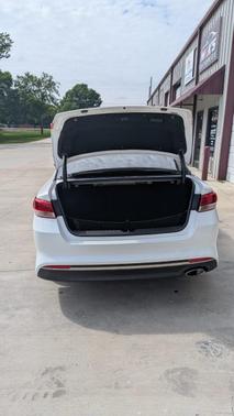 White 2017 Kia Optima LX