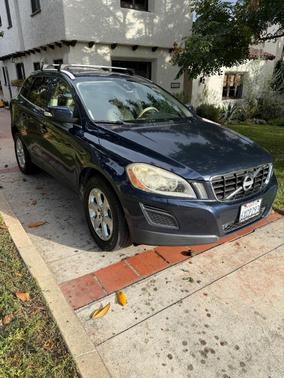 Blue 2013 Volvo XC60 3.2 Premier Plus
