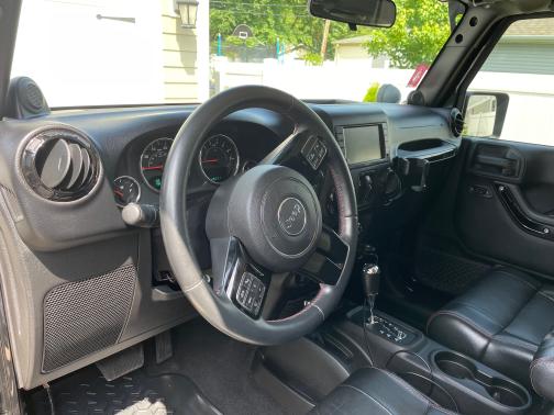 2012 Jeep Wrangler Unlimited Altitude