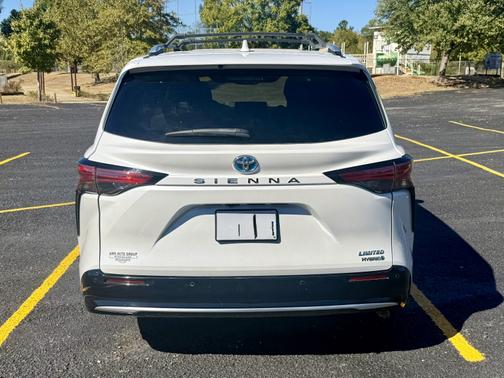 White 2023 Toyota Sienna Limited