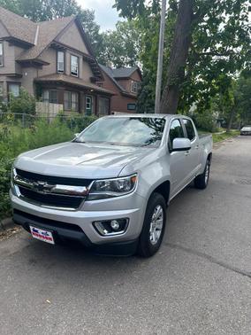 Silver 2016 Chevrolet Colorado LT