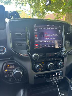 Black 2020 RAM 1500 Big Horn/Lone Star