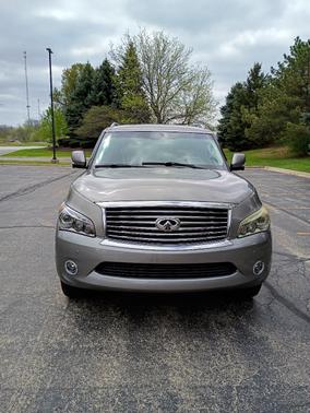 Gold 2011 INFINITI QX56 Base