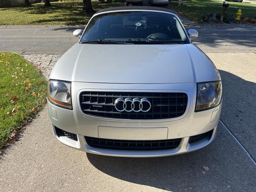 2004 Audi TT 3.2 quattro Roadster