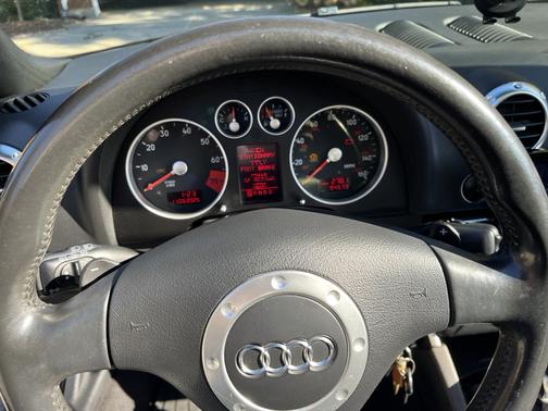 2004 Audi TT 3.2 quattro Roadster