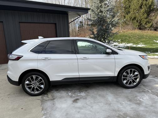 2016 Ford Edge Titanium