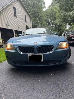 Blue 2005 BMW Z4 2.5i Roadster