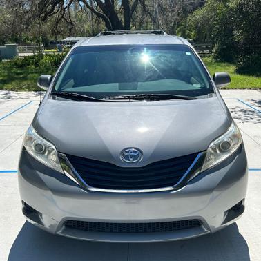 2011 Toyota Sienna LE