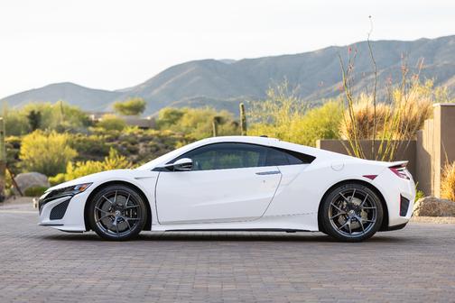 White 2017 Acura NSX Base