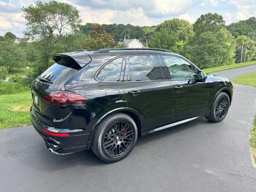 2018 Porsche Cayenne GTS