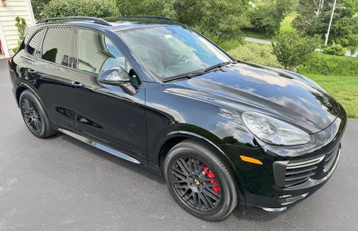 2018 Porsche Cayenne GTS
