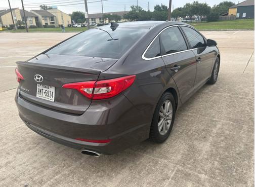 Gray 2015 Hyundai SONATA SE