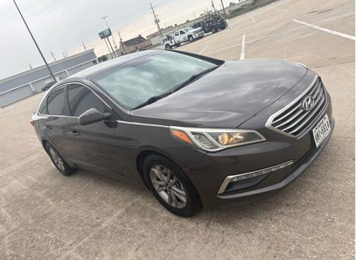 Gray 2015 Hyundai SONATA SE