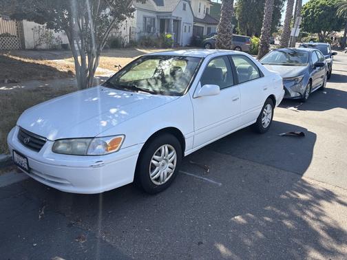 2001 Toyota Camry LE