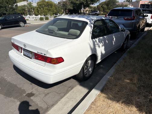 2001 Toyota Camry LE