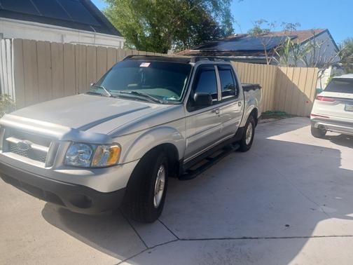 2003 Ford Explorer Sport Trac XLS