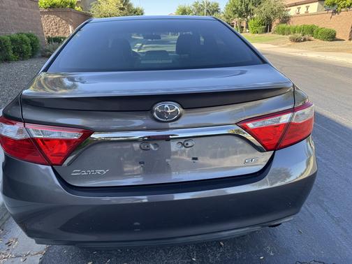 2016 Toyota Camry SE