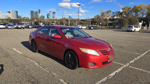 2010 Toyota Camry LE