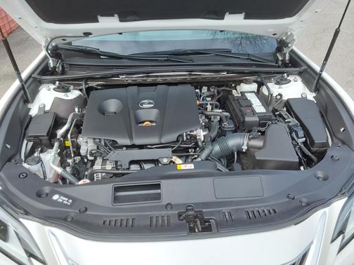 2021 Lexus ES 250 Base