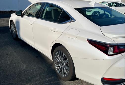 2021 Lexus ES 250 Base