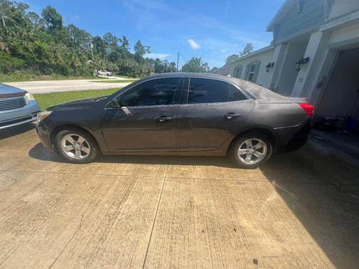 Gray 2013 Chevrolet Malibu 1LS