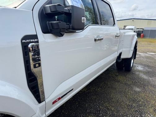 2025 Ford F-450 Platinum