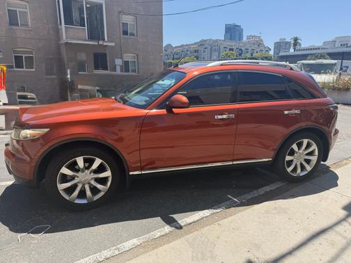2006 INFINITI FX35 Base