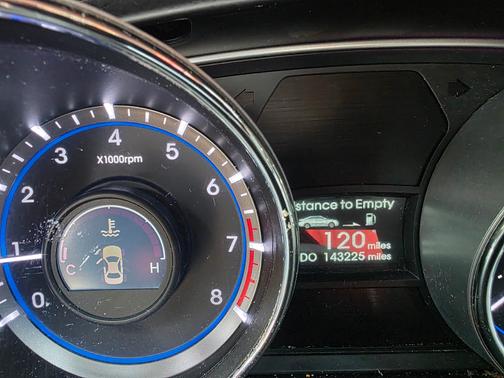 2014 Hyundai SONATA GLS