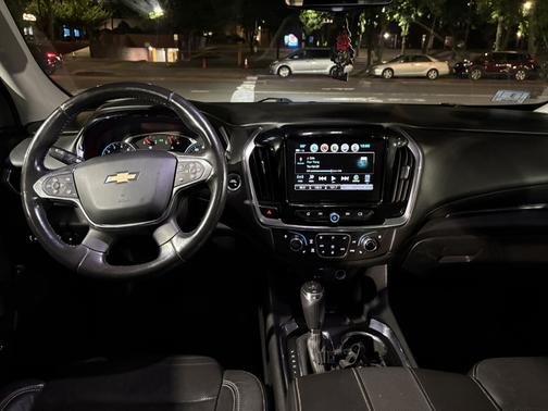 White 2018 Chevrolet Traverse Premier