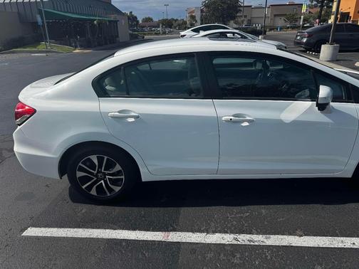 White 2014 Honda Civic EX